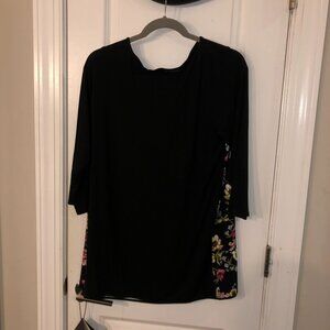 J.Jill black blouse 3 4 sleeves floral size M